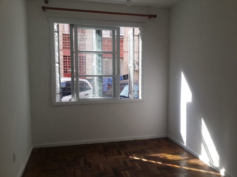 imóvel com 35m² - Jardim Itu-Sabará - Porto Alegre