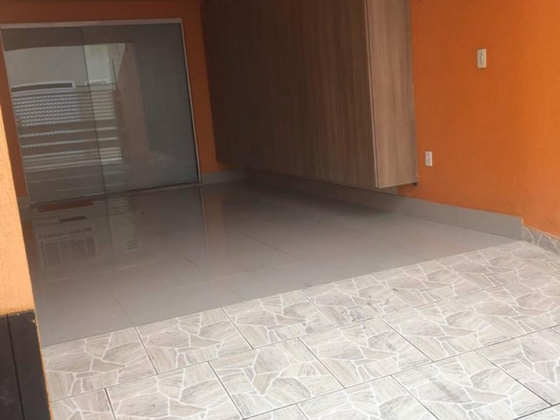 Casa à venda Centro com 180m² e 3 quartos por R$ 700.000 - 319808503-50930470-3241-4736-9d83-d49dabd3e792.jpeg