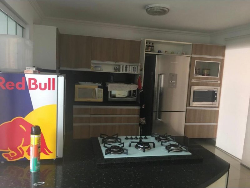 Casa à venda Centro com 180m² e 3 quartos por R$ 700.000 - 689041432-ef5d11a4-90ca-4c06-af3e-3d0c0b87fb97.jpeg