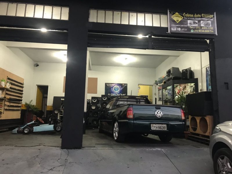 Comercial à venda Jardim Flor da Montanha com 250m² e  quartos por R$ 1.000.000 - 2091254392-loja.jpg