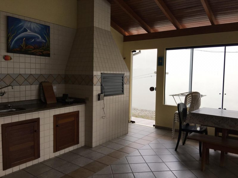 imóvel com 300m² - centro - Navegantes