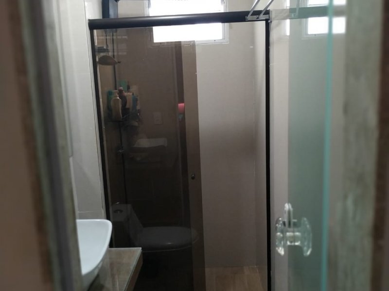 Apartamento à venda Inhoaíba com 49m² e 2 quartos por R$ 249.000 - 1019097161-14-banheiro.jpeg