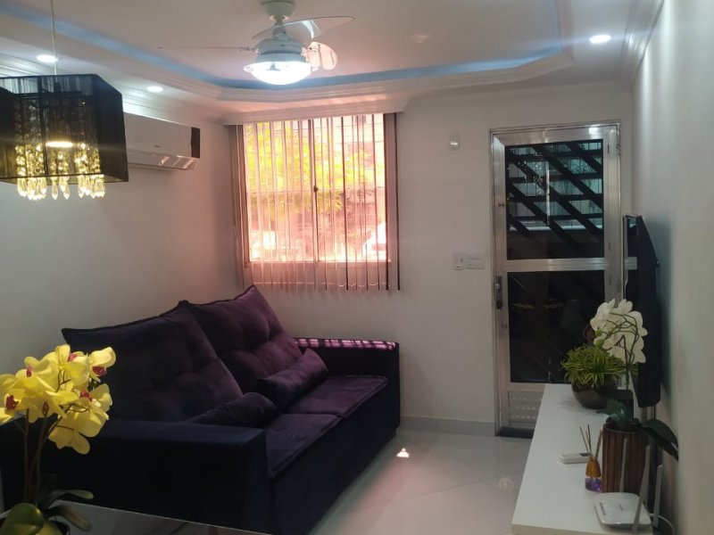 Apartamento à venda Inhoaíba com 49m² e 2 quartos por R$ 249.000 - 1437103061-2-sala.jpeg