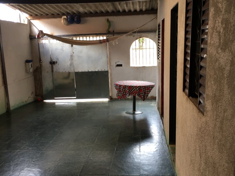Casa à venda Centro com 16m² e 2 quartos por R$ 180.000 - 594180895-92449f5b-1cc4-4bec-a631-e44123301672.jpeg