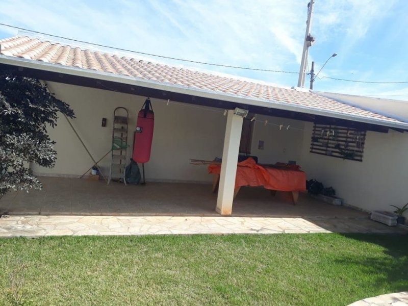 Casa à venda Centro com 172m² e 1 quarto por R$ 340.000 - 1785027879-52944334-258636281742193-4549173710031945728-o.jpg