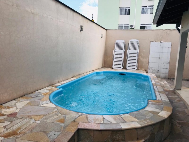 Casa à venda Saguaçu com 310m² e 4 quartos por R$ 920.000 - 1614297178-foto-casa-m.jpg