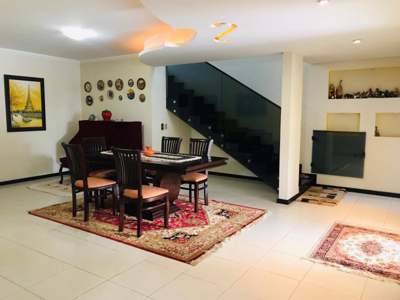 Casa à venda Saguaçu com 310m² e 4 quartos por R$ 920.000 - 263999515-foto-casa-z.jpg