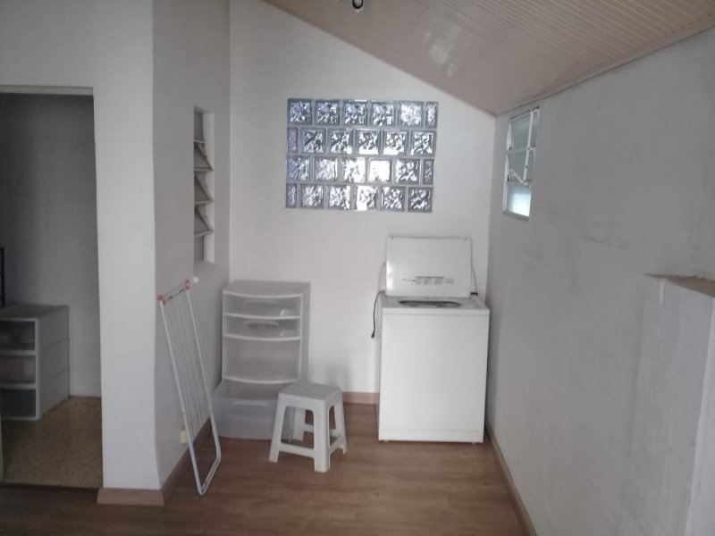 Apartamento à venda Moinhos de Vento com 84m² e 2 quartos por R$ 400.000 - 156855315-5bbd1fa9-6173-430a-8dd6-a20126b4c6a9.jpg