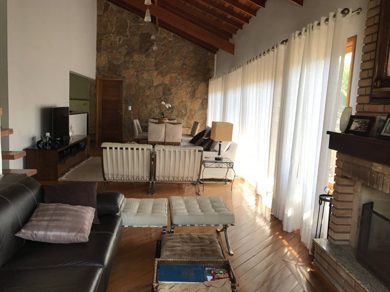 Casa de condomínio à venda Santa Inês com 465m² e 5 quartos por R$ 1.250.000 - 1750162884-523fc061-a510-4e02-b4bc-ff99fdb8f44f.jpeg