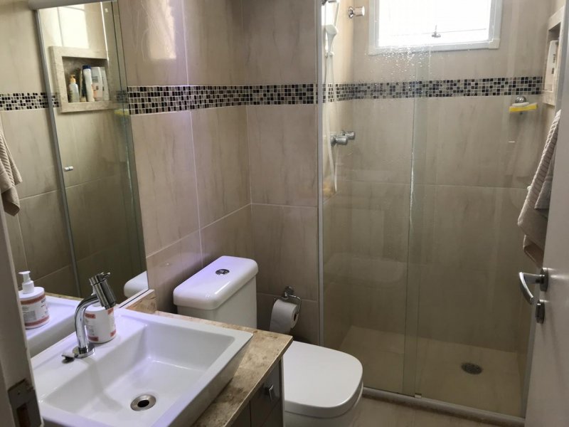 Apartamento à venda Vila Cruz das Almas com 57m² e 2 quartos por R$ 380.000 - 1617248080-banheiro1.jpeg