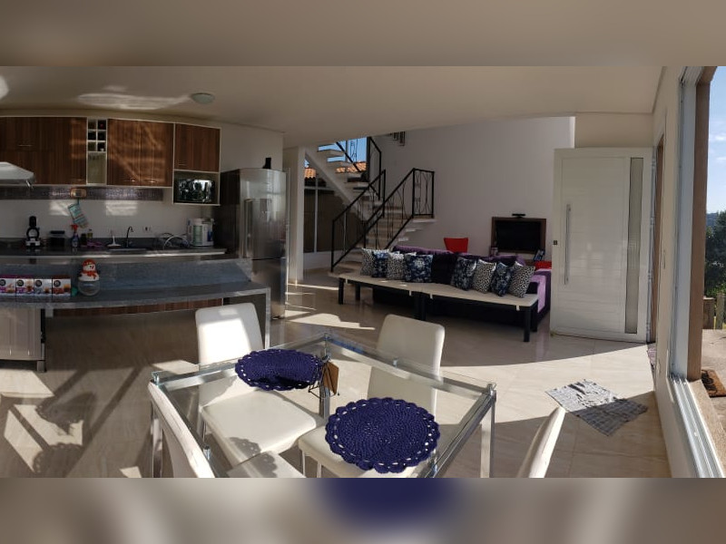 Casa à venda Itapark Res. com 320m² e 5 quartos por R$ 810.000 - 1ee371ba-b1c5-401c-aeb9-d9546ed5222e.jpeg