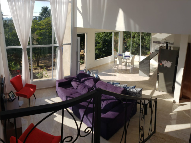 Casa à venda Itapark Res. com 320m² e 5 quartos por R$ 810.000 - 26cfb59d-3b20-442d-a06a-e94d7cd70dd1.jpeg