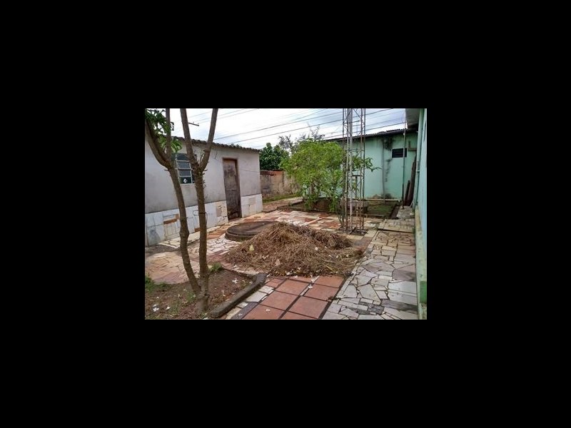 Casa à venda Vila Santa Isabel com 354m² e 5 quartos por R$ 170.000 - 1863693337-9fe1ee71-2b2f-4a0f-b386-c8c05be8dcbc.jpeg