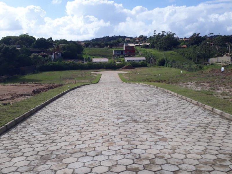 Terreno à venda Praia do Rosa com 240m² e  quartos por R$ 129.990 - 1145965205-whatsapp-image-2019-08-05-at-10.jpeg