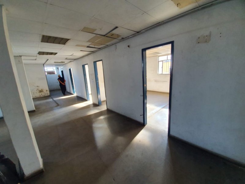 Comercial à venda Belford Roxo com 864m² e  quartos por R$ 500.000 - 734992891-whatsapp-image-2019-12-16-at-13.jpeg