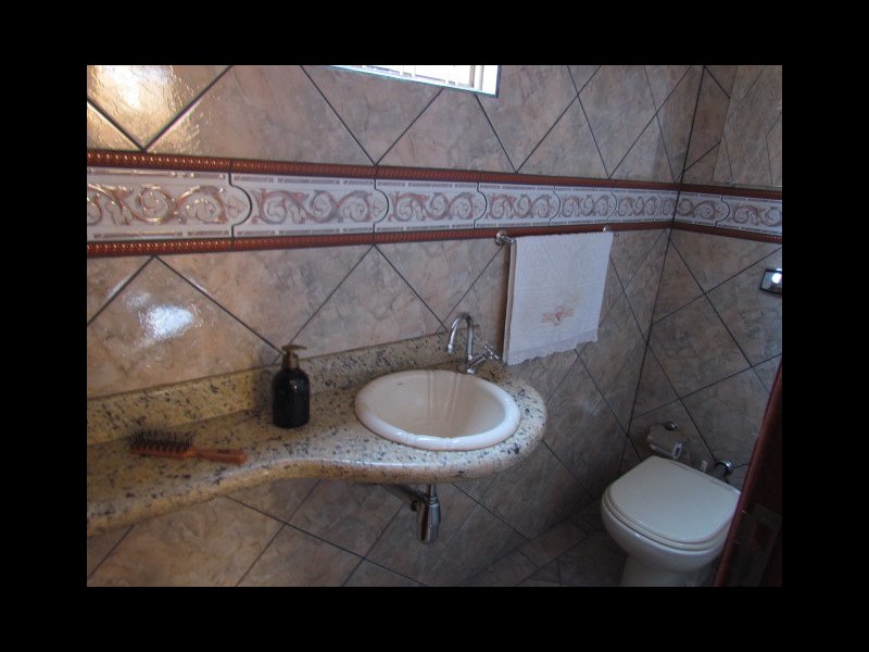 Casa à venda Vila Piratininga com 189m² e 3 quartos por R$ 550.000 - 1566251907-5517-016.jpg