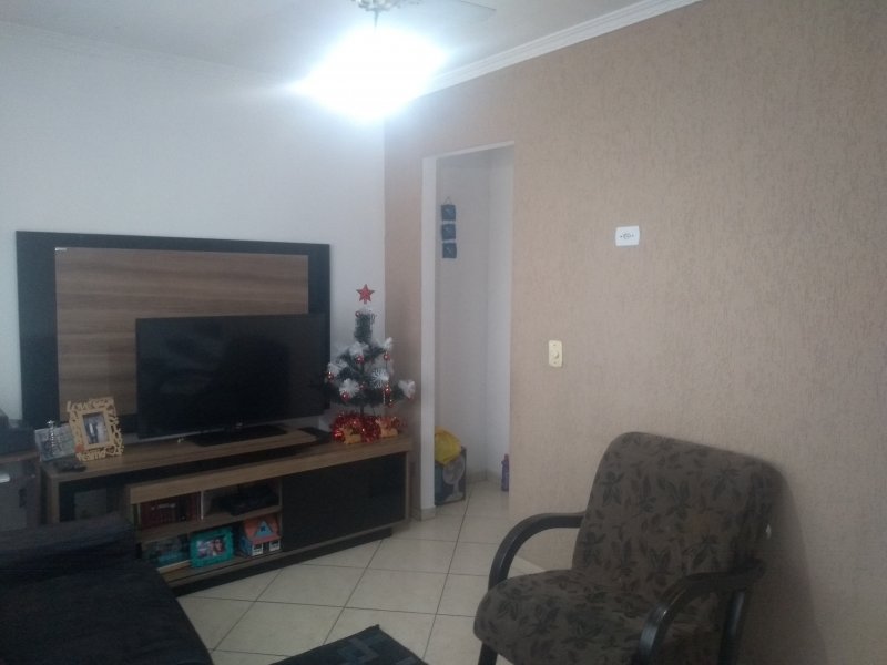 Casa à venda Jardim Santa Maria com 118m² e 3 quartos por R$ 400.000 - 2095057134-img-20191212-112619964.jpg
