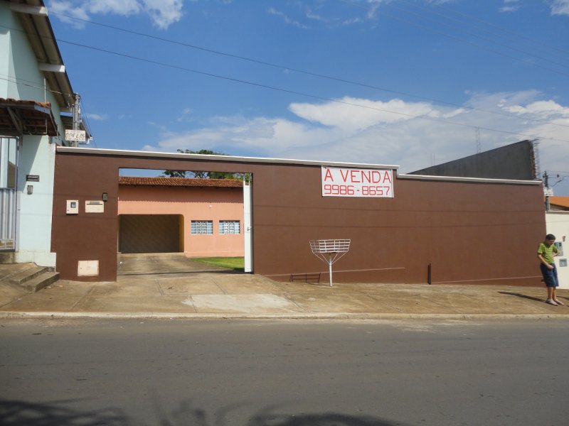Casa à venda São Francisco com 427m² e 3 quartos por R$ 330.000 - 1222541043-chip-8-gb-378.JPG