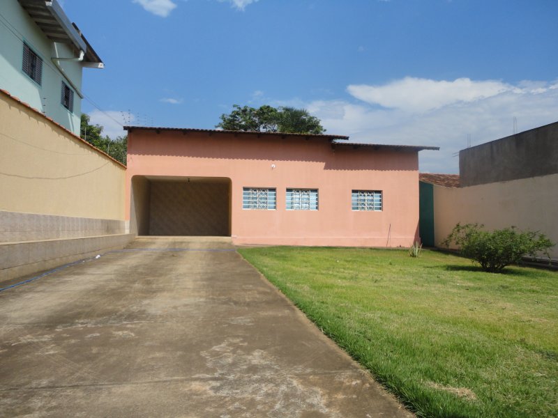Casa à venda São Francisco com 427m² e 3 quartos por R$ 330.000 - 1884753392-chip-8-gb-382.JPG