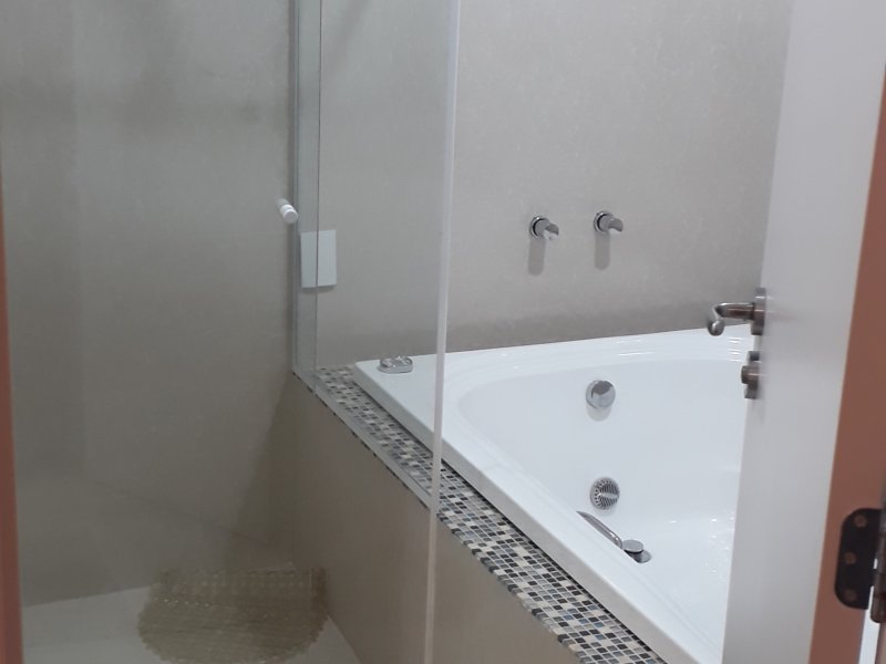 Casa à venda Parolin com 200m² e 3 quartos por R$ 820.000 - 1422122937-inbound6243315679194871113.jpg