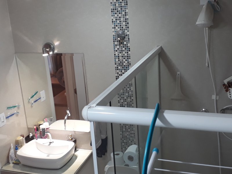 Casa à venda Parolin com 200m² e 3 quartos por R$ 820.000 - 1807941053-inbound6906114418680019244.jpg