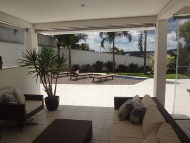 imóvel com 600m² - Jardim Aracy - Mogi das Cruzes