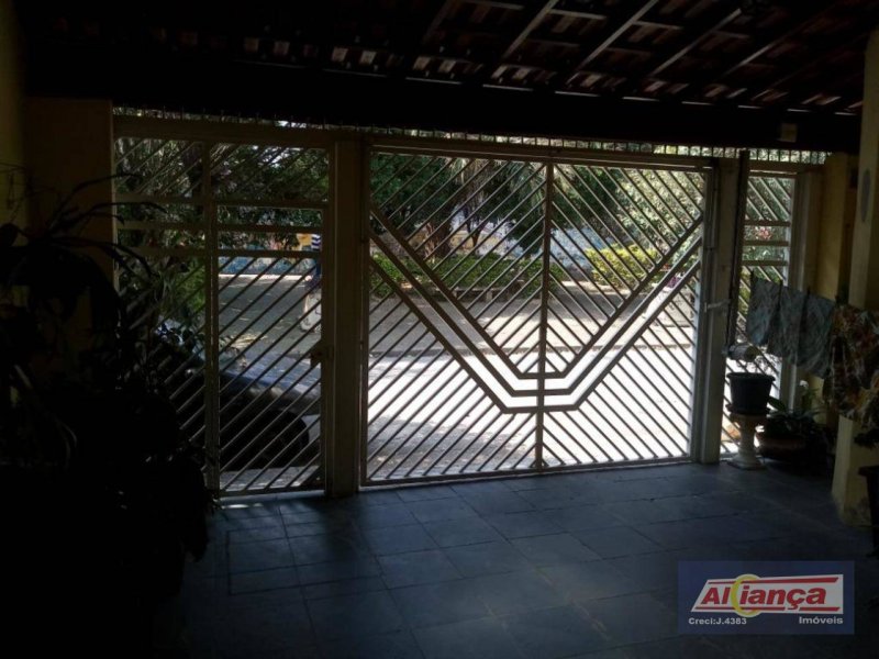 Casa à venda Jardim Santa Francisca com 110m² e 2 quartos por R$ 330.000 - 1738470773-inbound5524716881655029767.jpg
