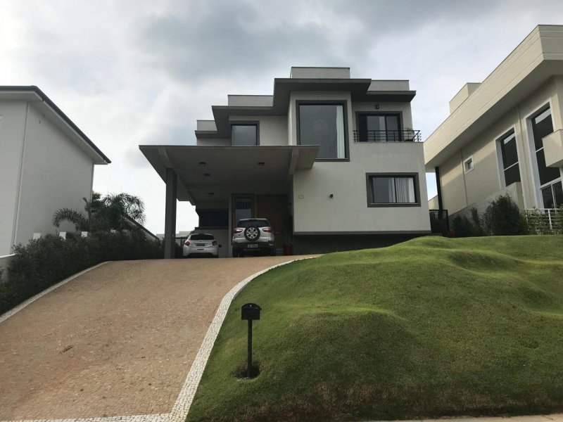 Casa de condomínio à venda Boqueirão com 400m² e 4 quartos por R$ 1.650.000 - 478350105-810f8bbc-d9fd-4e65-8d55-7d21575195ef.jpeg