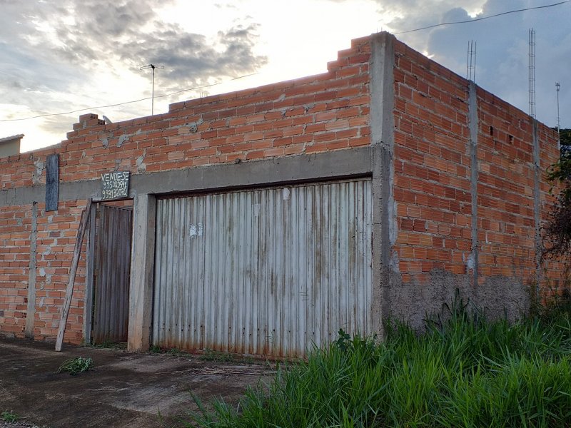 Terreno à venda Centro com 230m² e  quartos por R$ 120.000 - 1757586636-20191205-175136.jpg