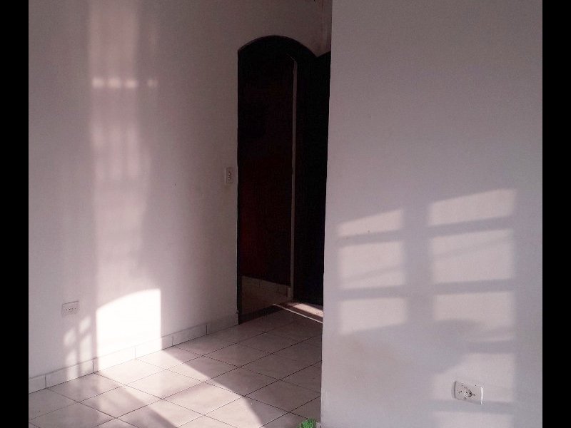 Casa à venda Jardim Indaiá com 70m² e 2 quartos por R$ 270.000 - 1182091371-casa-itaim-16.jpeg
