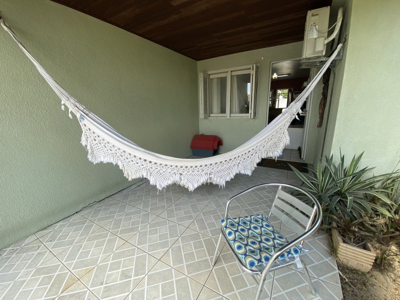 Casa à venda Imbé com 80m² e 2 quartos por R$ 300.000 - 1261298102-dac8d293-1f54-45c9-9701-f8782bb45970.jpeg