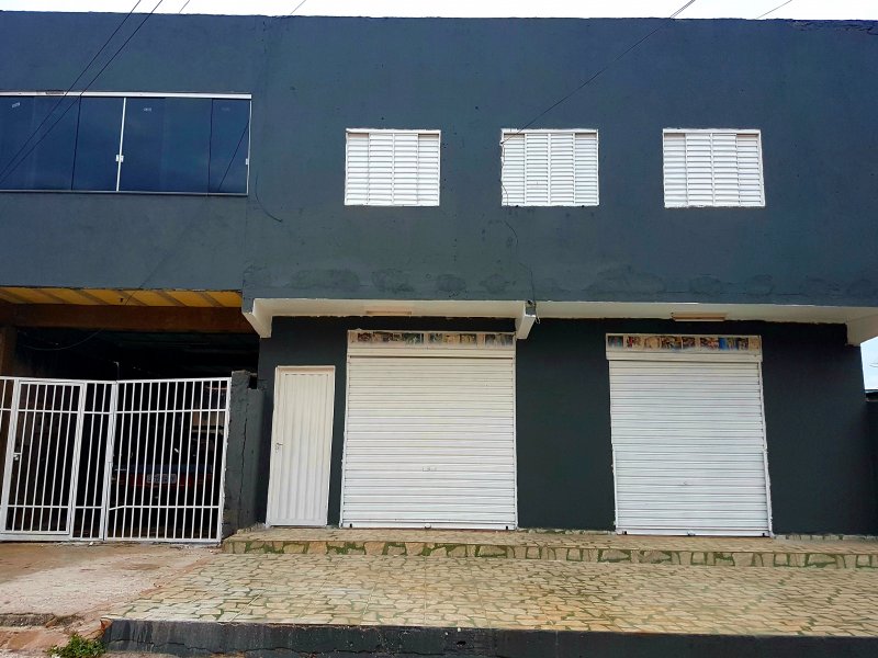 Casa à venda Centro com 800m² e 11 quartos por R$ 450.000 - 1524515320-sobrado-1.jpg