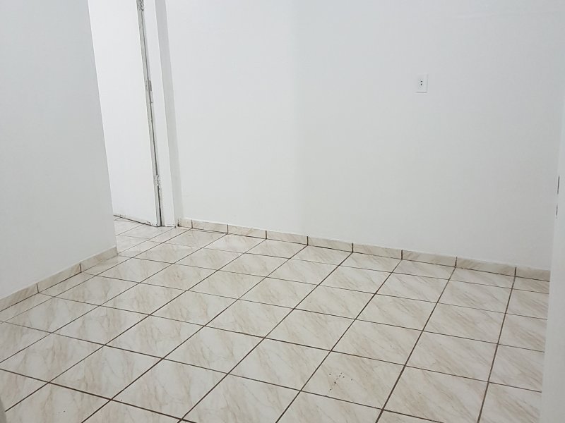 Casa à venda Centro com 800m² e 11 quartos por R$ 450.000 - 2050065496-q.jpg