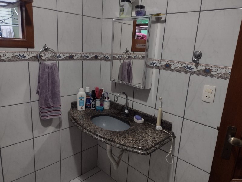 Casa à venda Ibes com 300m² e 6 quartos por R$ 580.000 - 1540529402-img-20210711-141857255-hdr.jpg