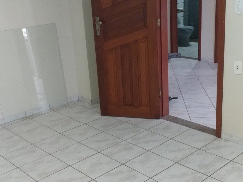 Casa à venda Ibes com 300m² e 6 quartos por R$ 580.000 - 454917247-0409201657.jpg