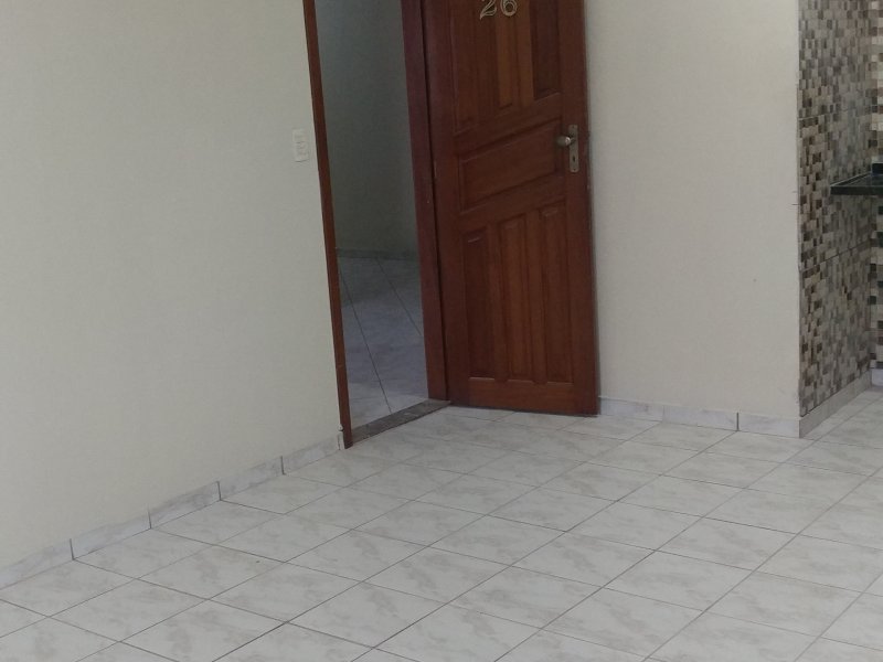 Casa à venda Ibes com 300m² e 6 quartos por R$ 580.000 - 89988799-0409201656b.jpg