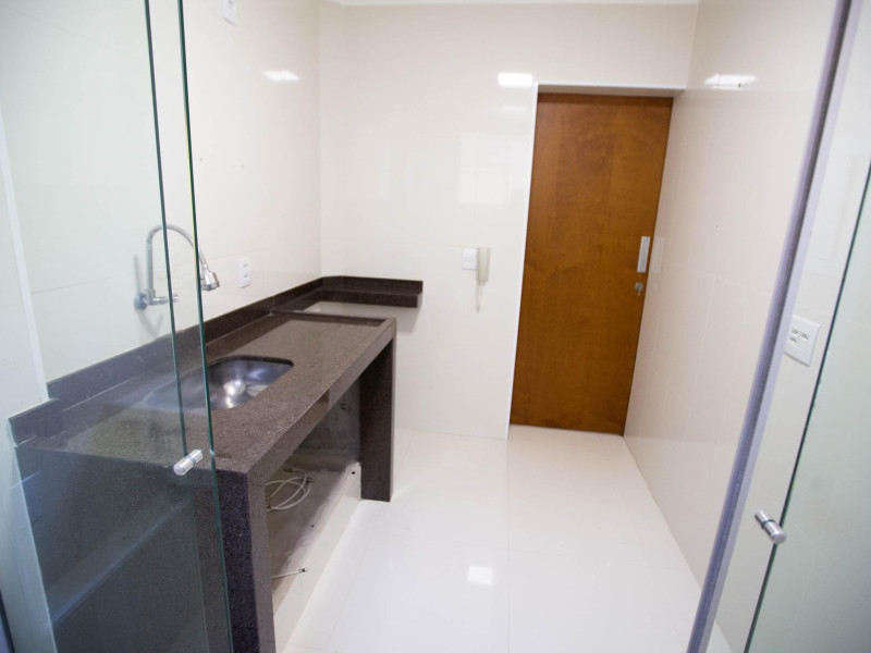 Apartamento à venda Pres. Medici com 63m² e 3 quartos por R$ 245.000 - img-0374.JPG
