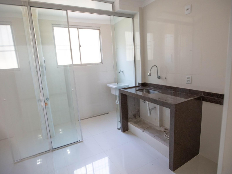 Apartamento à venda Pres. Medici com 63m² e 3 quartos por R$ 245.000 - img-0375.JPG