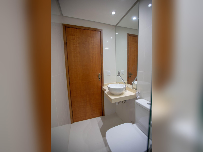 Apartamento à venda Pres. Medici com 63m² e 3 quartos por R$ 245.000 - img-0380.JPG