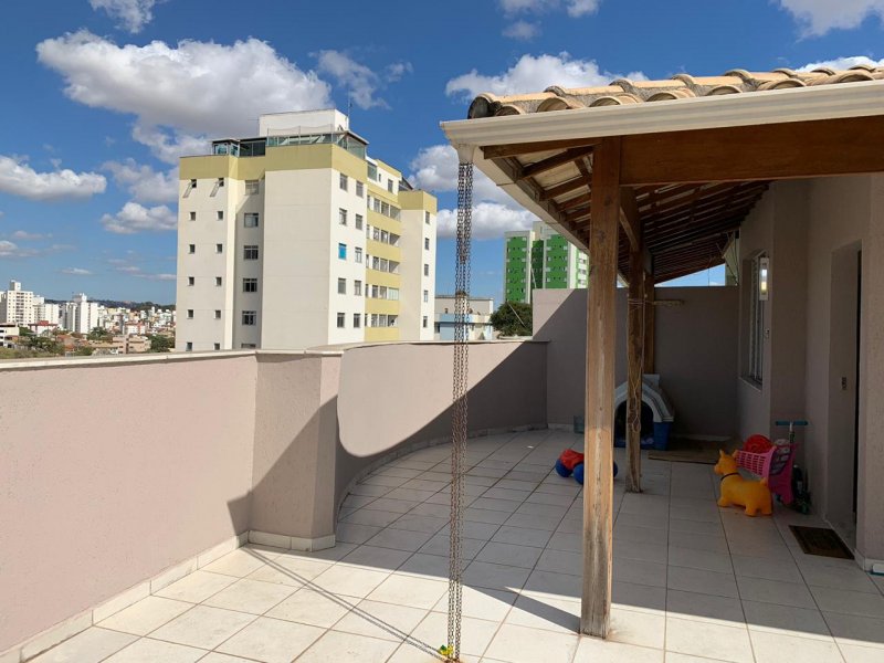 Cobertura à venda Ouro Preto com 220m² e 4 quartos por R$ 710.000 - 1491494337-inbound3410271267232034311.jpg