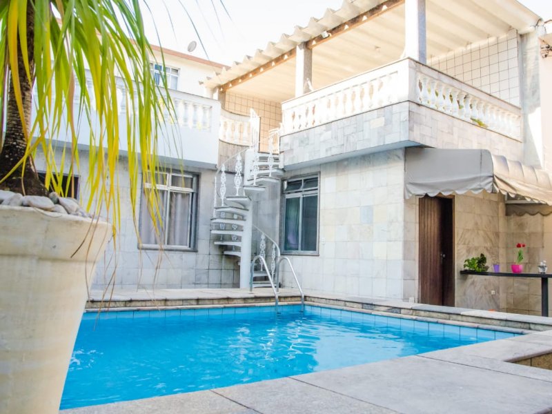 imóvel com 234m² - Embaré - Santos
