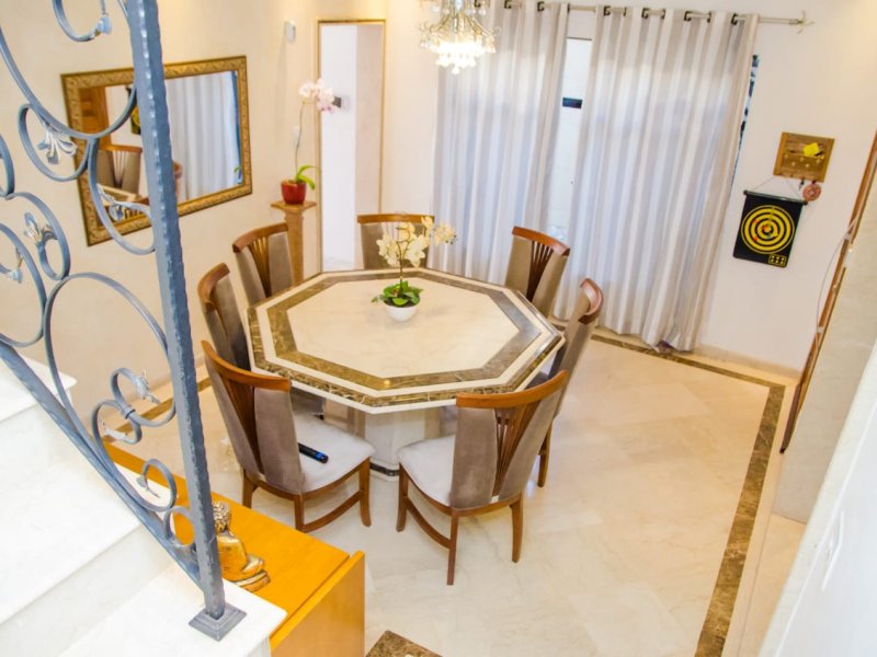 imóvel com 234m² - Embaré - Santos