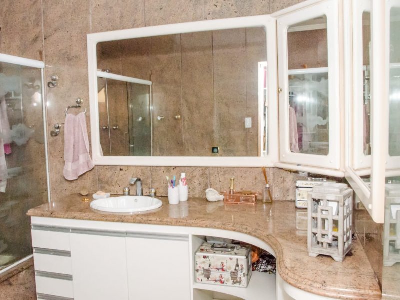 imóvel com 234m² - Embaré - Santos