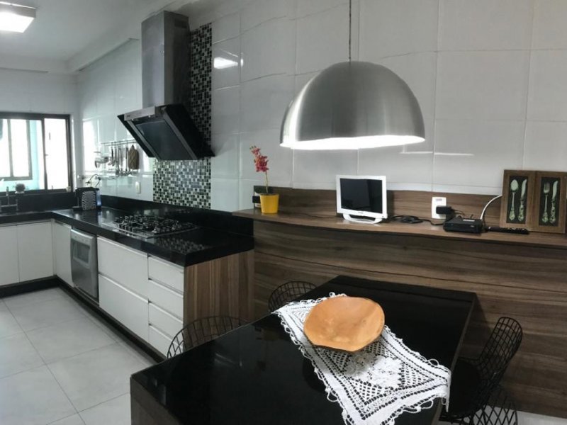 Apartamento à venda Barra Funda com 200m² e 4 quartos por R$ 1.400.000 - 645822847-17f322ca-dea9-4337-bed2-44ca01abf61f.jpeg
