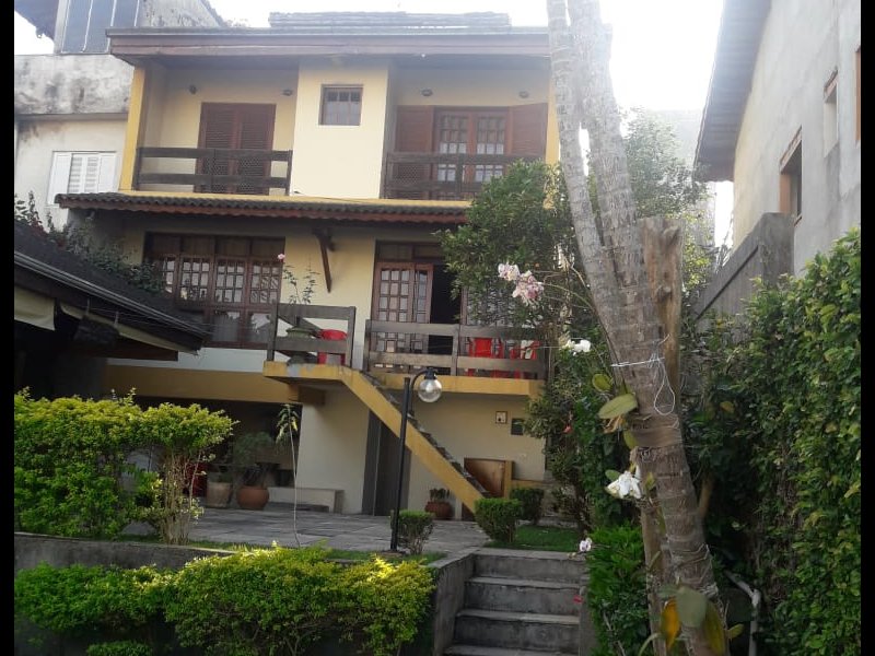 Casa à venda Granja Viana com 333m² e 3 quartos por R$ 930.000 - 1504138142-8db8680d-22b8-49b2-b64b-25f08043ad0d.jpg