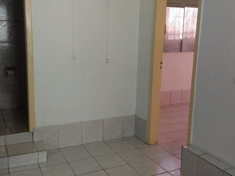 Casa à venda Presidente Médici com 336m² e 3 quartos por R$ 695.000 - 1582309296-5-3.jpeg