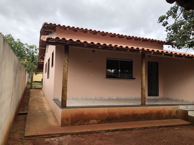 imóvel com 100m² - Centro - Funilandia