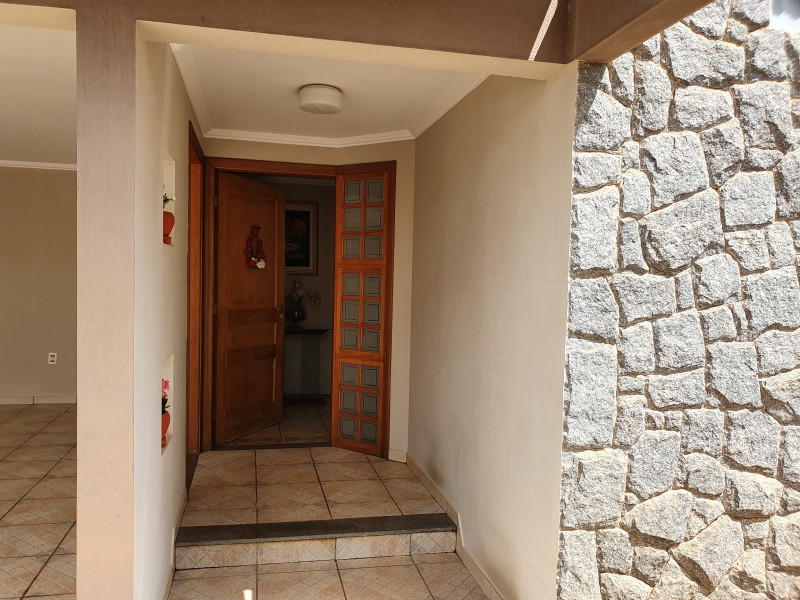 Casa à venda Jd Ricardo Duzzi com 260m² e 3 quartos por R$ 730.000 - 20200102-141928.jpg
