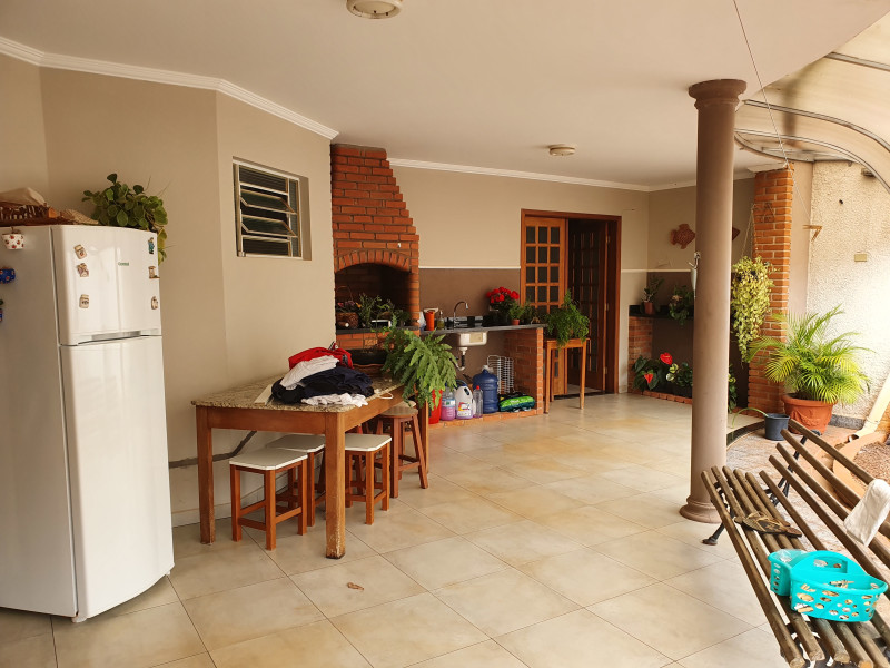 Casa à venda Jd Ricardo Duzzi com 260m² e 3 quartos por R$ 730.000 - 20200102-144837.jpg