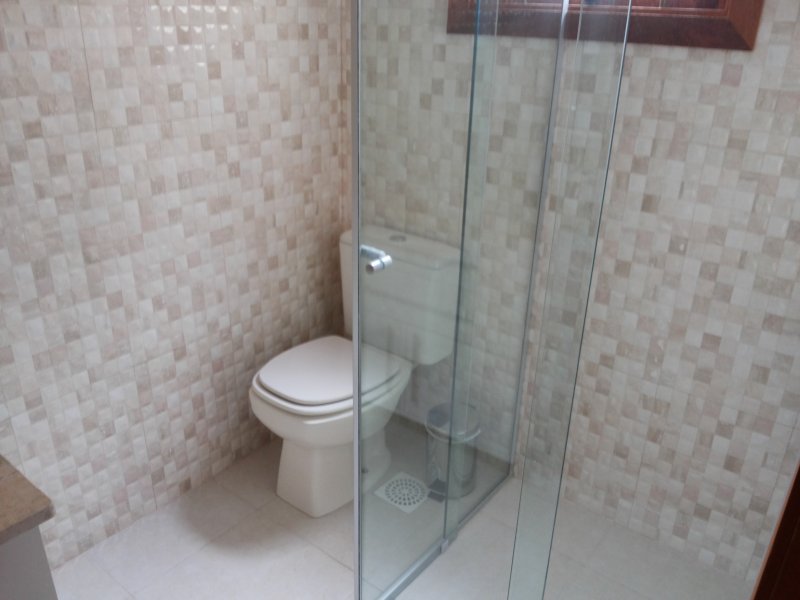 Apartamento à venda Petrópolis com 68m² e 2 quartos por R$ 395.000 - 372972530-10-wc-social.jpg